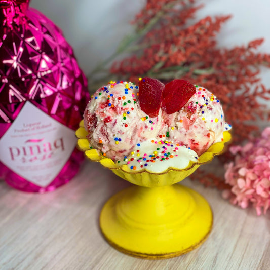 How to make a Strawberry Rosé Split